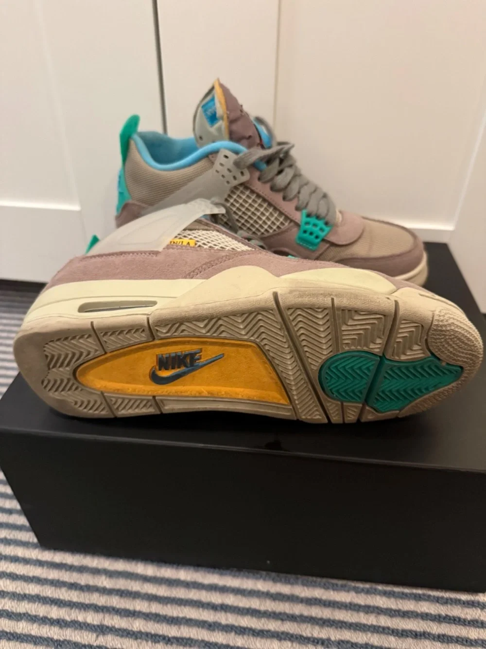 Jordan 4 Retro Union Taupe Haze